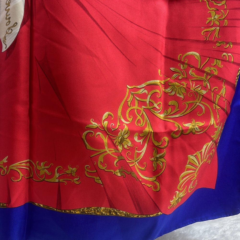 ‼️‼️‼️SOLD‼️‼️‼️Hermes scarf vintage souvenirs de Paris byHilton McConnico - Picture 4 of 16